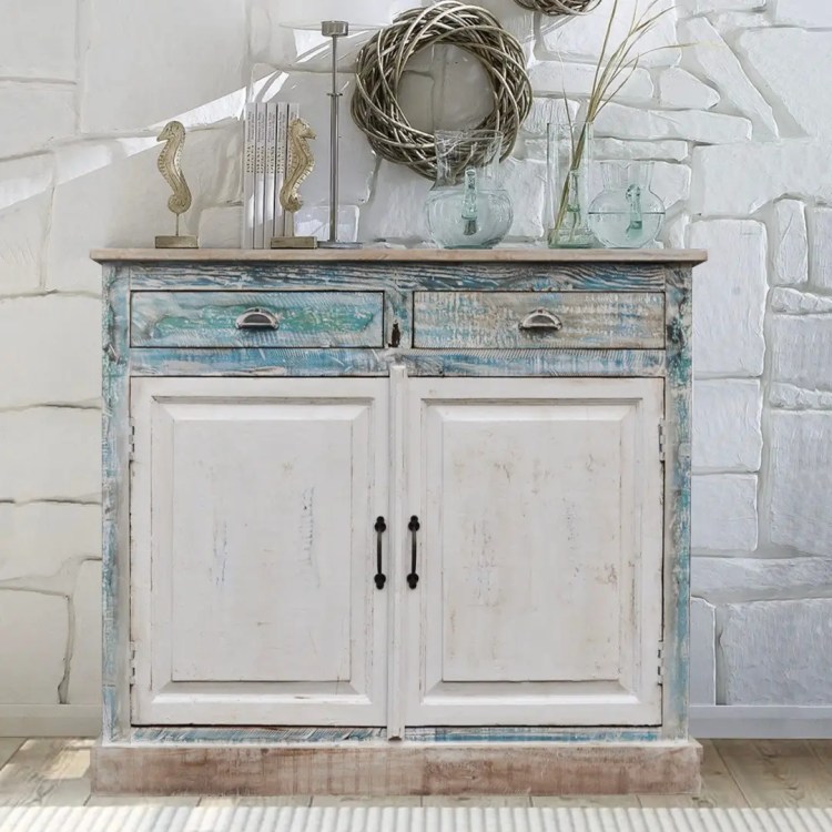 Komoda drewniana FRANKY w stylu cottage – bielona, z niebieskimi przetarciami, idealna do wnętrz rustykalnych i nadmorskich